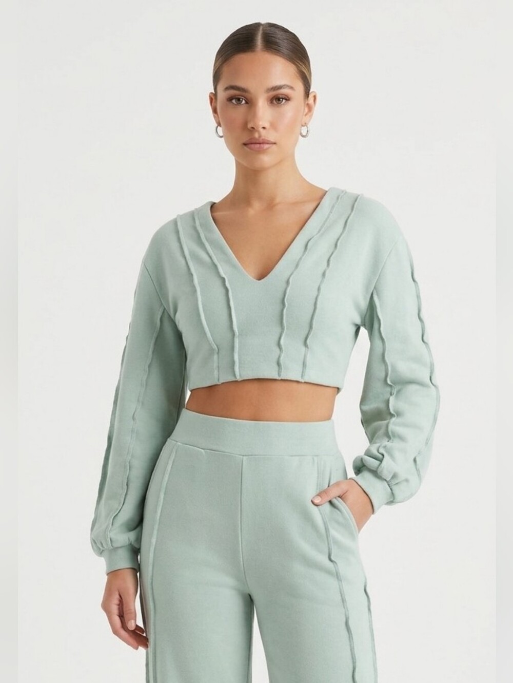 Oh Polly Mint Green Exposed Seam Cropped V-Neck Sweatshirt US 10